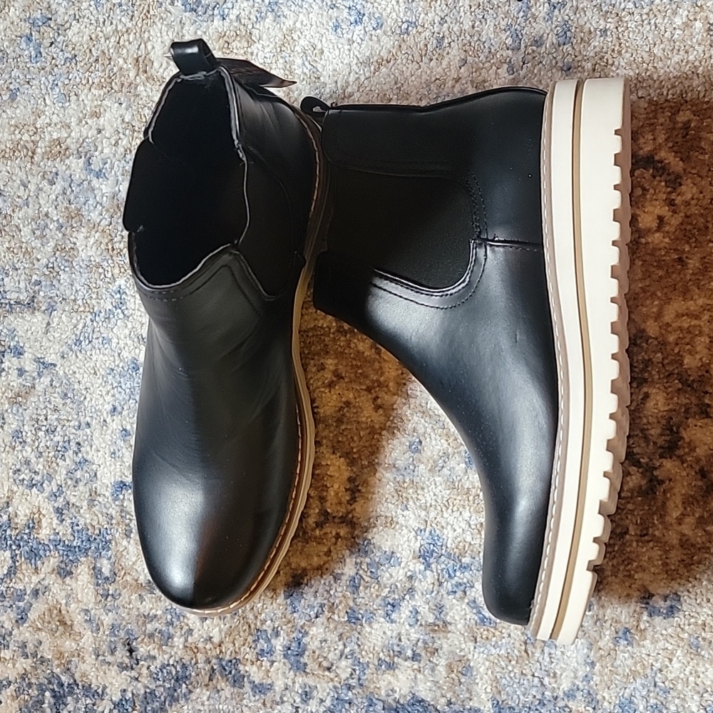 Jabasic Ankle boots new with tags